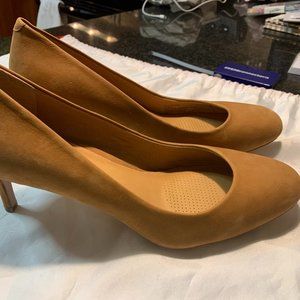Unworn Nude Suede Pumps